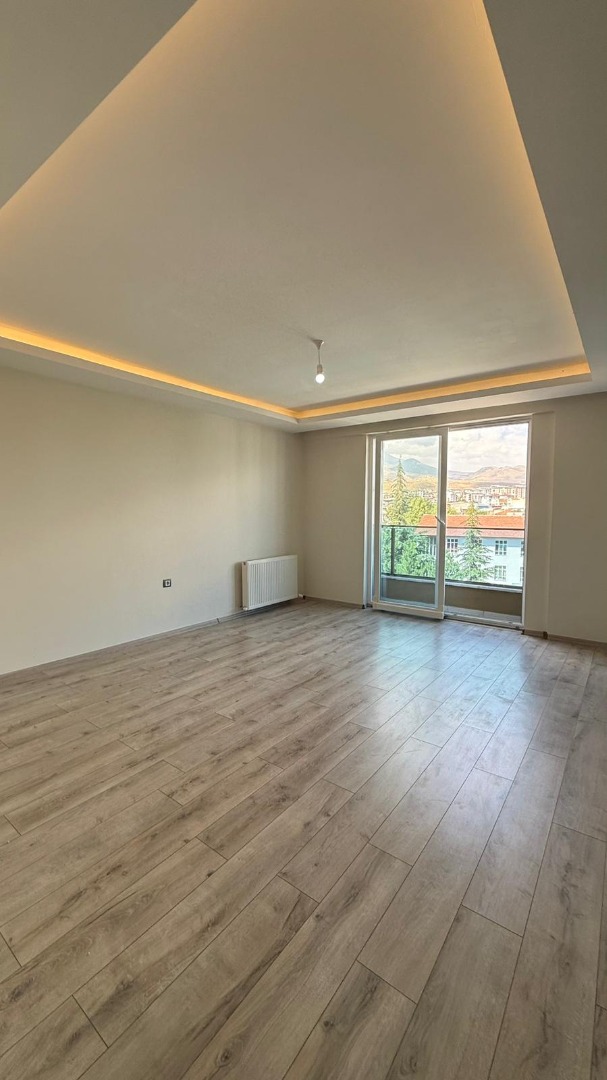 KAYSERİ DEVELİ MERKEZDE KİRALIK DAİRE